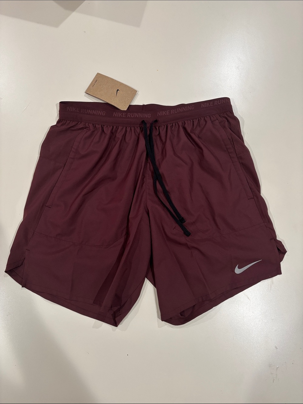 Men’s Nike Stride 7”Running Shorts - Maroon with cornflower liner